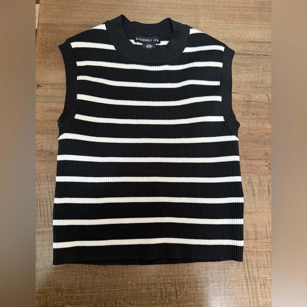 Sincerely Juis Monochrome Striped Sweater